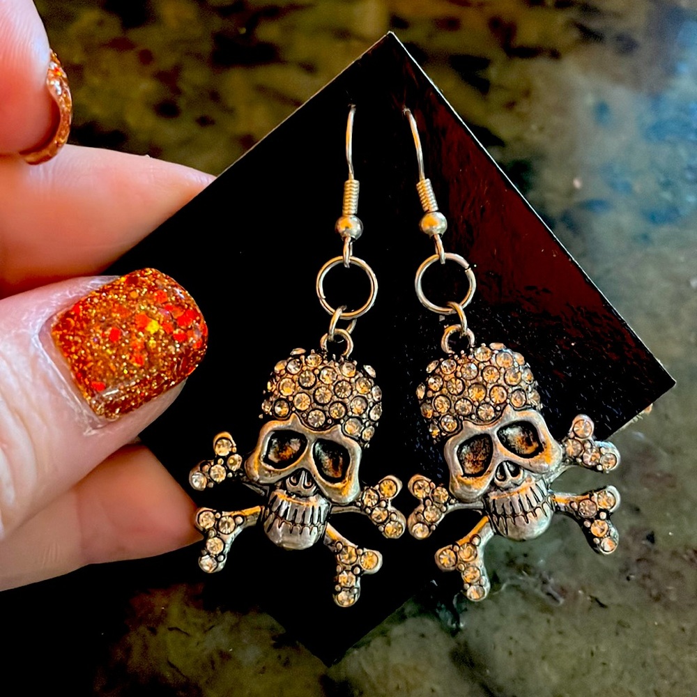 Artisan Skulltastic Silver & Rhinestone Earrings. Gothcore